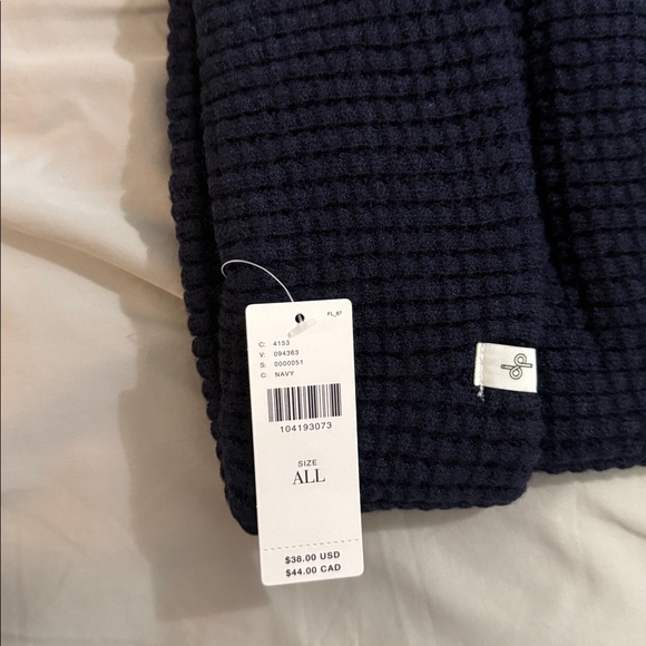 Anthropologie women’s navy waffle  beanie with slouch - Picture 2 of 2